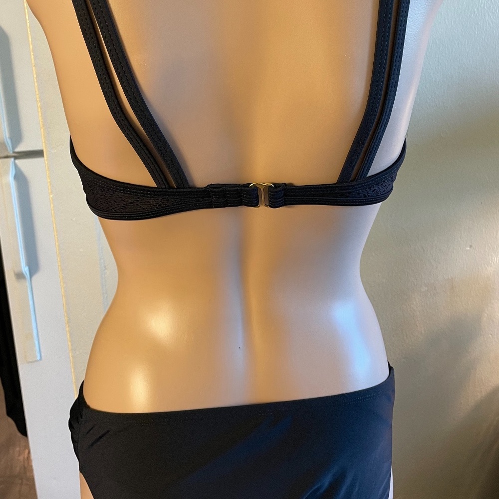 Bikini Set - Picture 2 of 2